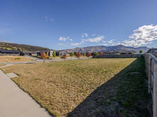 7 Rua Street, Wanaka