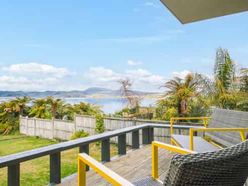 137 Koutu Road, Kawaha Point