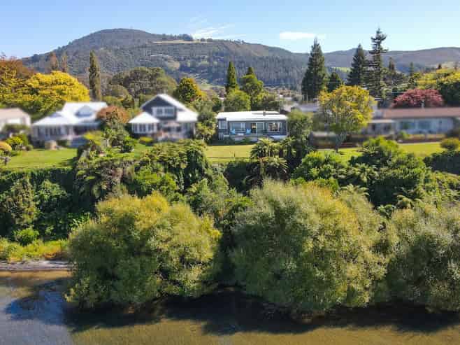 137 Koutu Road, Kawaha Point