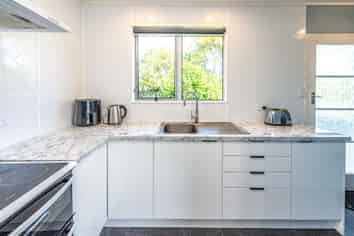 5A Rawhiti Place, Saint Johns Hill