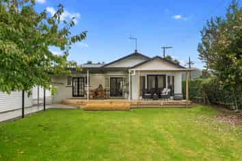 53 Kamo Road, Regent