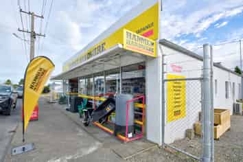 Business for Sale - Hammer Hardware, Tapanui