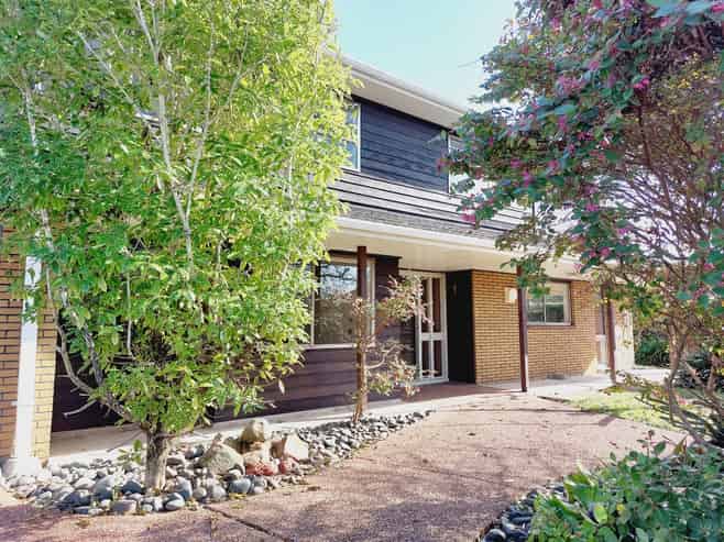 17 Hamish Place, Sunnyhills