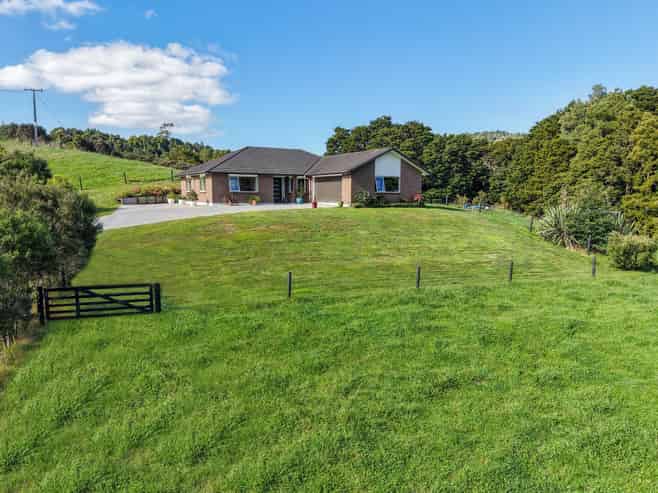 527a Whangaripo Valley Road, Wellsford