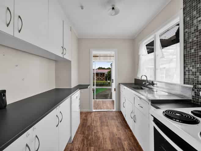 8 George Street, Hawera