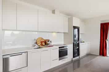 3/30 Springfield Road, SAINT ALBANS