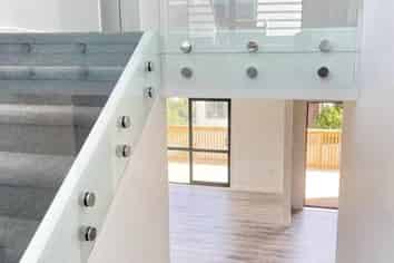 44B White Swan Road, Mount Roskill