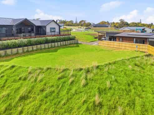 29 Pukeko Drive, Otamatea