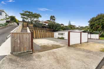 38a Glen Road, Raumati South