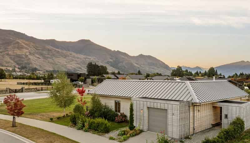3 Doug Ledgerwood Drive, Wanaka
