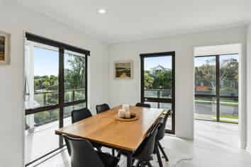 36  Eruini Street, Waikanae Beach