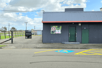 Unlock the Potential – Industrial Space with Secure Yard