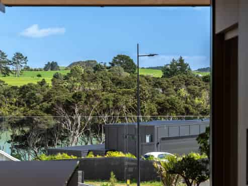 7 Pekapeka Street, Raglan