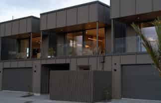 7 Pekapeka Street, Raglan