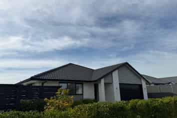 17 Waghorn Street, Pyes Pa