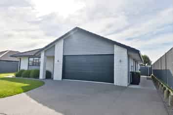 17 Waghorn Street, Pyes Pa