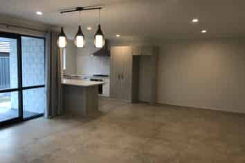 17 Waghorn Street, Pyes Pa