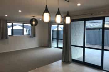 17 Waghorn Street, Pyes Pa