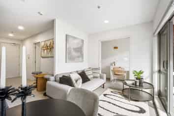 325/4 Wagener Place, Mount Albert