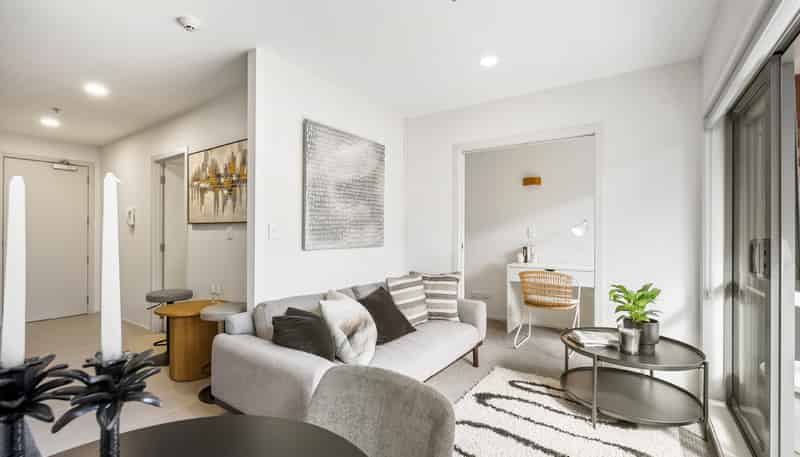 325/4 Wagener Place, Mount Albert