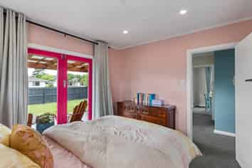 17 Salisbury Avenue, TERRACE END