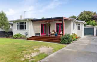 17 Salisbury Avenue, TERRACE END