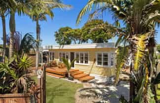 700B Papamoa Beach Road, Papamoa Beach