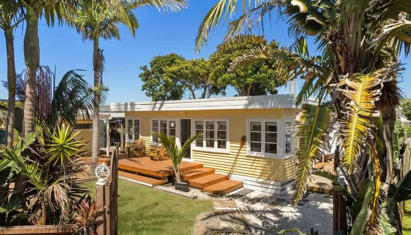 700B Papamoa Beach Road, Papamoa Beach