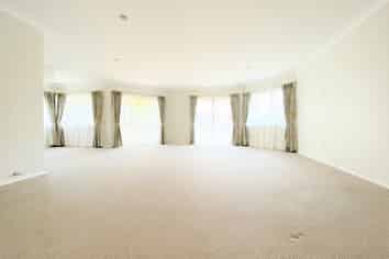 2/82 King George Avenue, Epsom