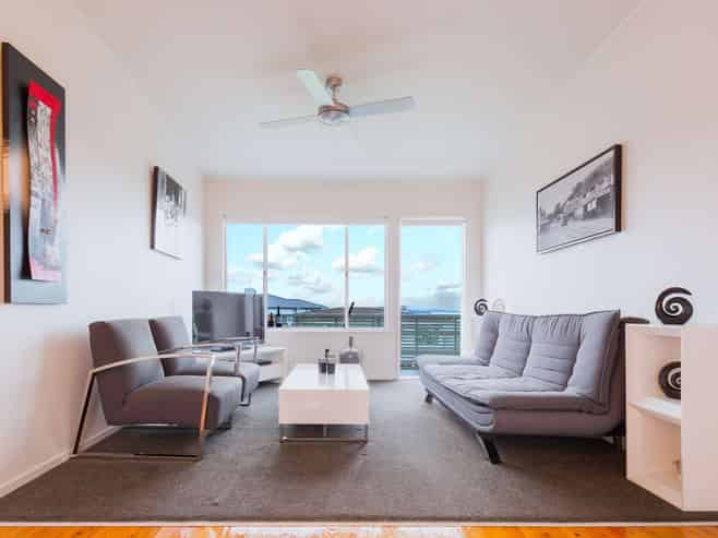 2-63 Selwyn Ave, Mission Bay