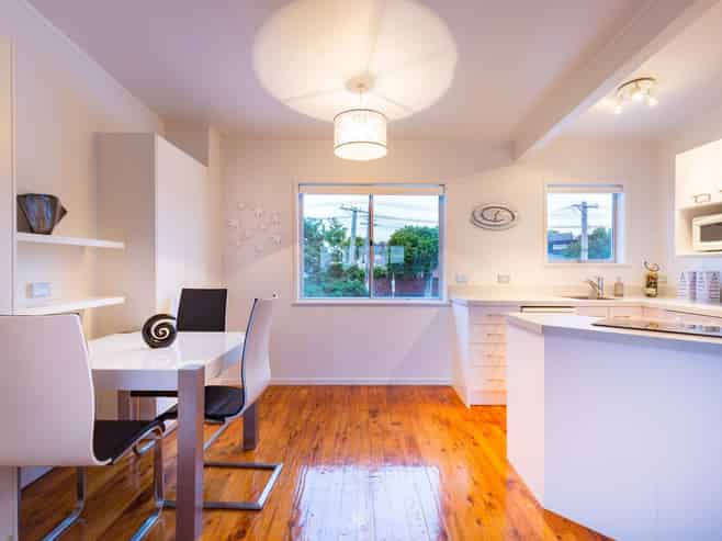 2-63 Selwyn Ave, Mission Bay