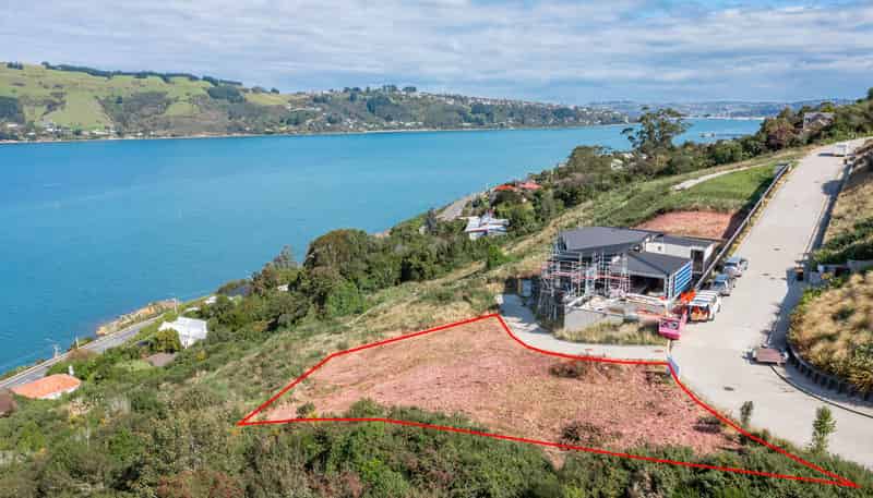 10 & 18 Camden Grove, Maia