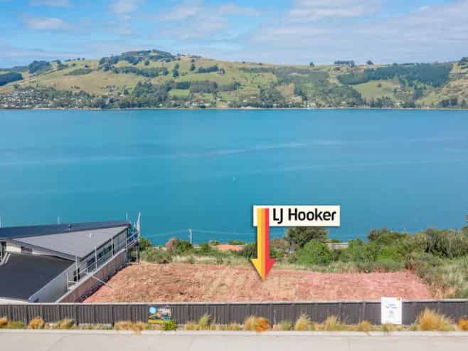 10 & 18 Camden Grove, Maia