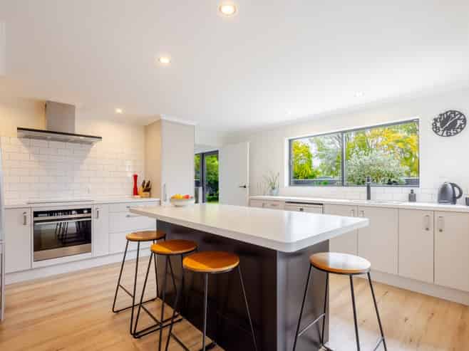 19 Francis Drake Street, Waipukurau