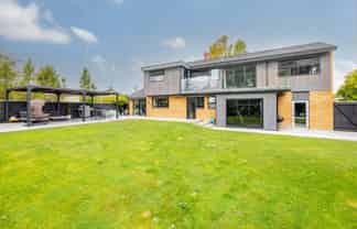 19 Francis Drake Street, Waipukurau