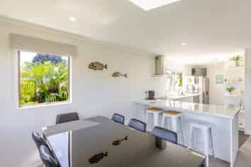 16B Reservoir Road, Waipukurau