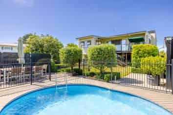 16B Reservoir Road, Waipukurau