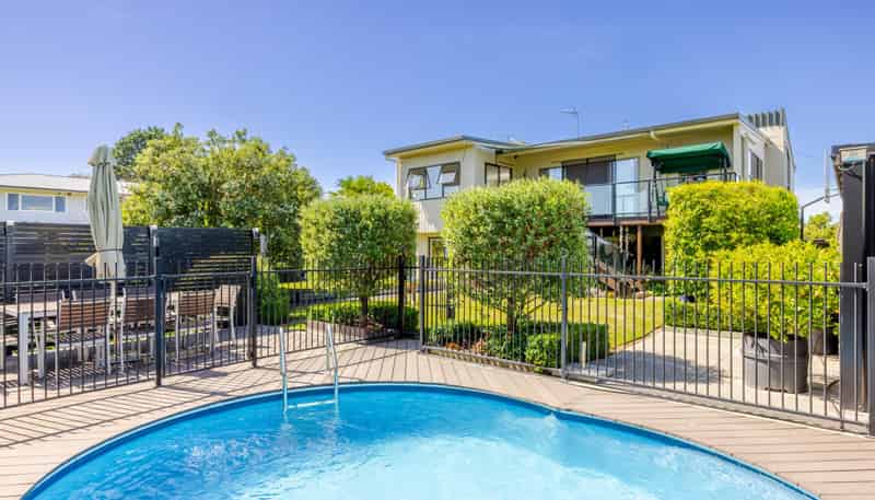 16B Reservoir Road, Waipukurau