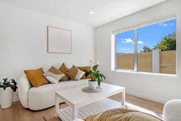 1/11 Landing Road, Whakatane