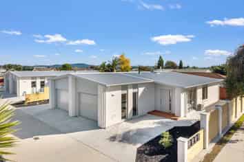 1/11 Landing Road, Whakatane