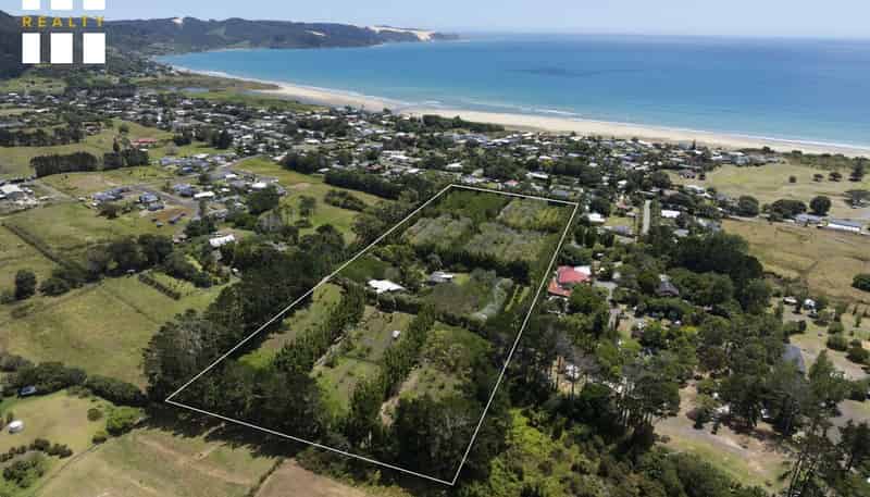 142 Takahe Road/ 2 Kaka Street, Ahipara