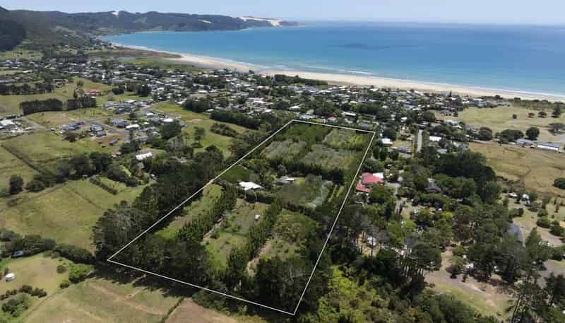 142 Takahe Road/ 2 Kaka St, Ahipara