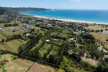 142 Takahe Road/ 2 Kaka St, Ahipara