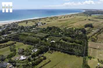 142 Takahe Road/ 2 Kaka Street, Ahipara