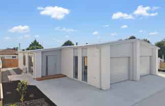 2/11 Landing Road, Whakatane