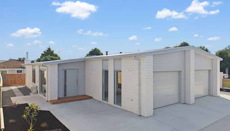 2/11 Landing Road, Whakatane