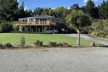 36 Bruce Street, Hunterville