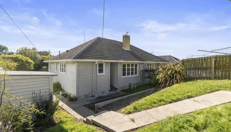 1 Beaven Street, Marton