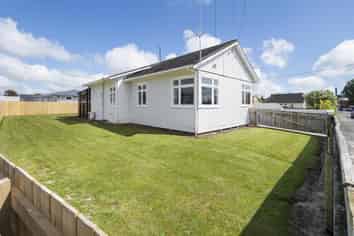 36 Stewart Street, Marton