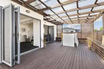 36 Stewart Street, Marton